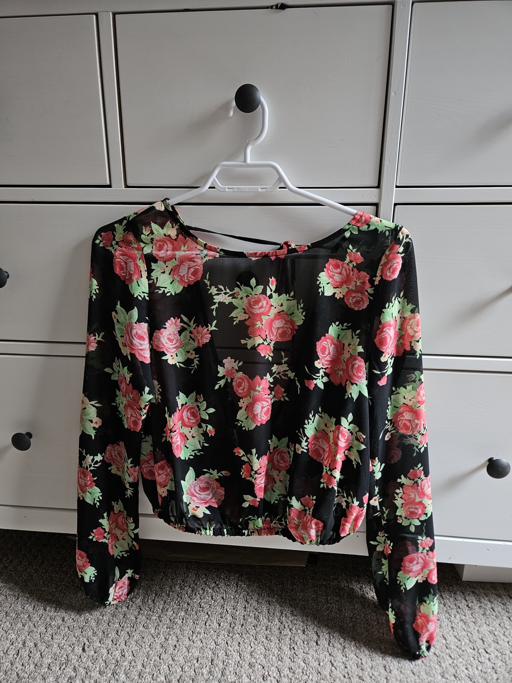 Floral Long-Sleeve Crop Top From GUESS - Size Xs